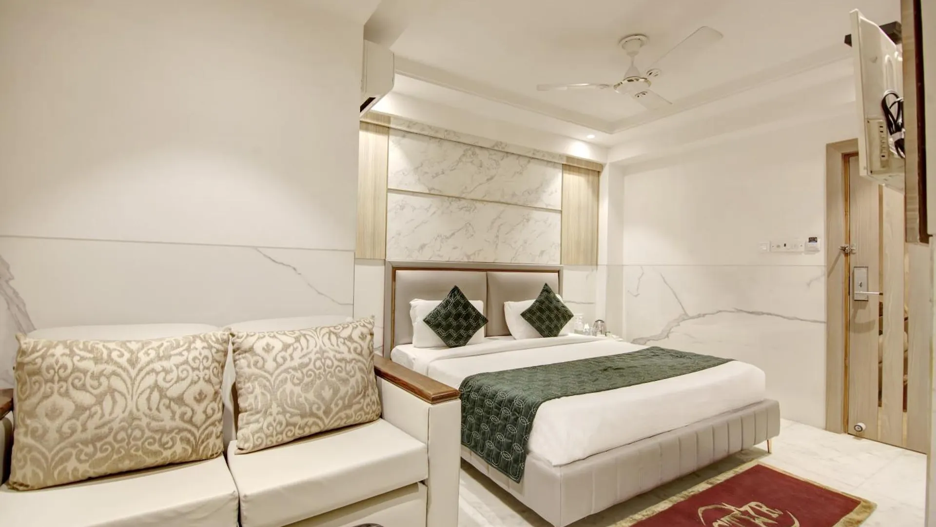 Hotel International Inn By Star Group - Near Delhi Airport New Delhi