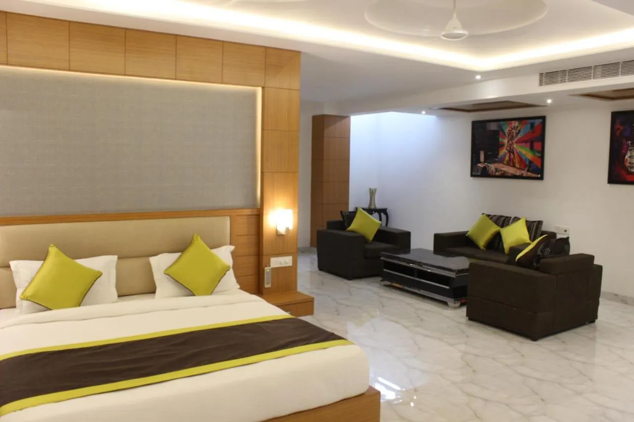 ***  Hotel International Inn By Star Group - Near Delhi Airport نيودلهي الهند