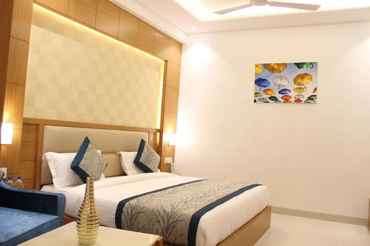 Hotel International Inn By Star Group - Near Delhi Airport نيودلهي 3*,