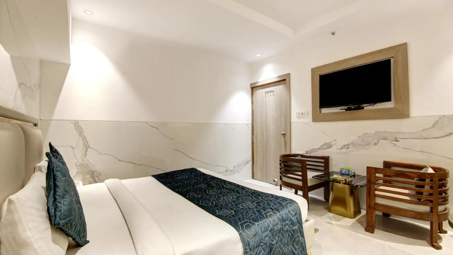 Hotel International Inn By Star Group - Near Delhi Airport نيودلهي