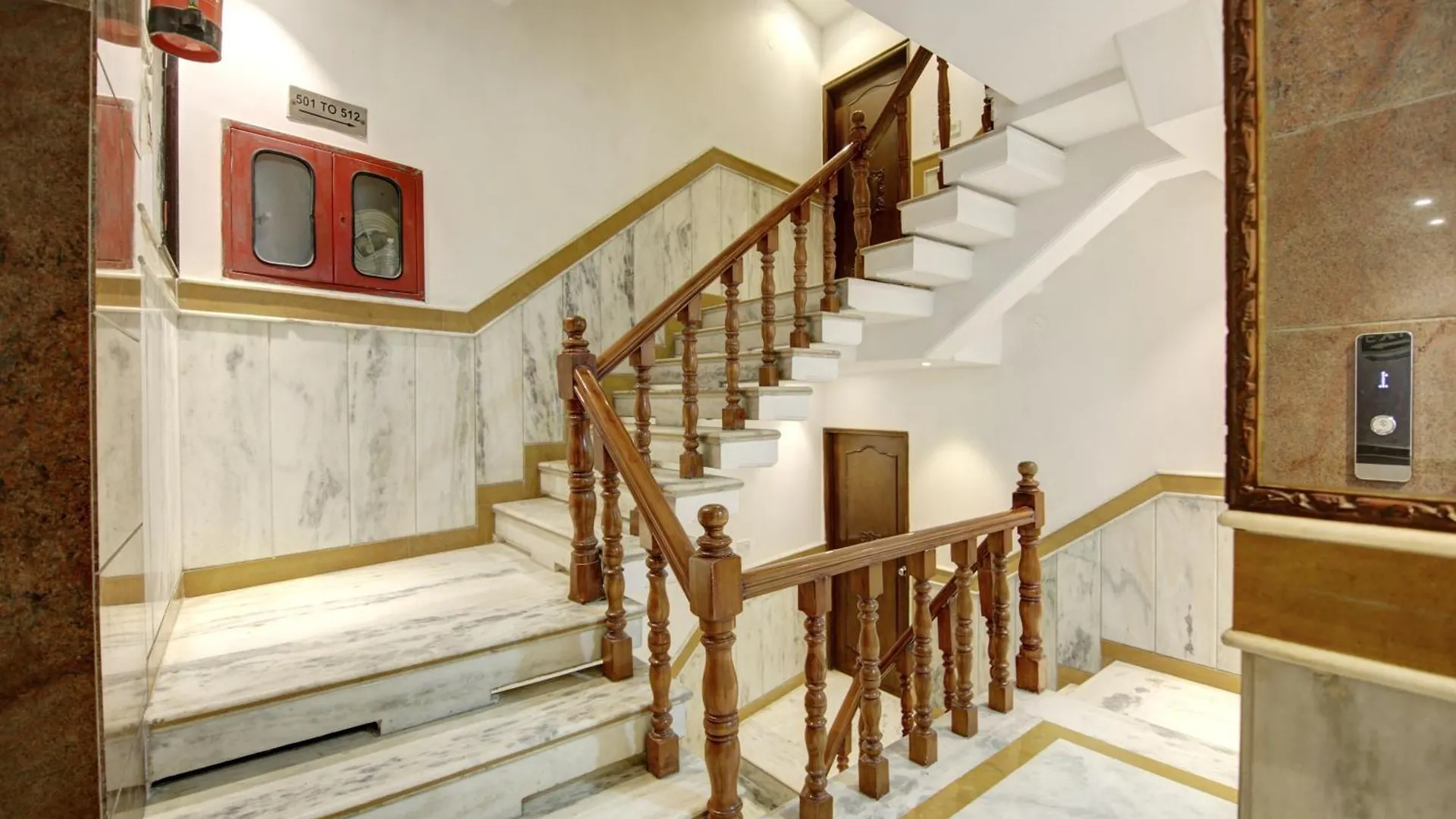 Hotel International Inn By Star Group - Near Delhi Airport نيودلهي