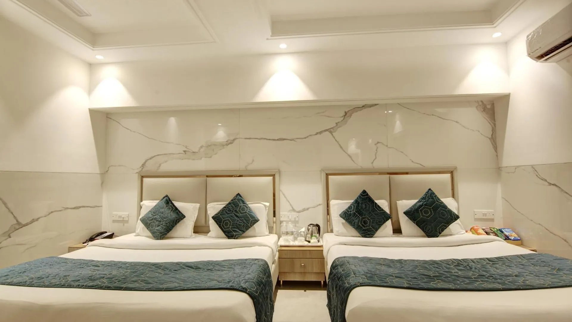Hotel International Inn By Star Group - Near Delhi Airport New Delhi
