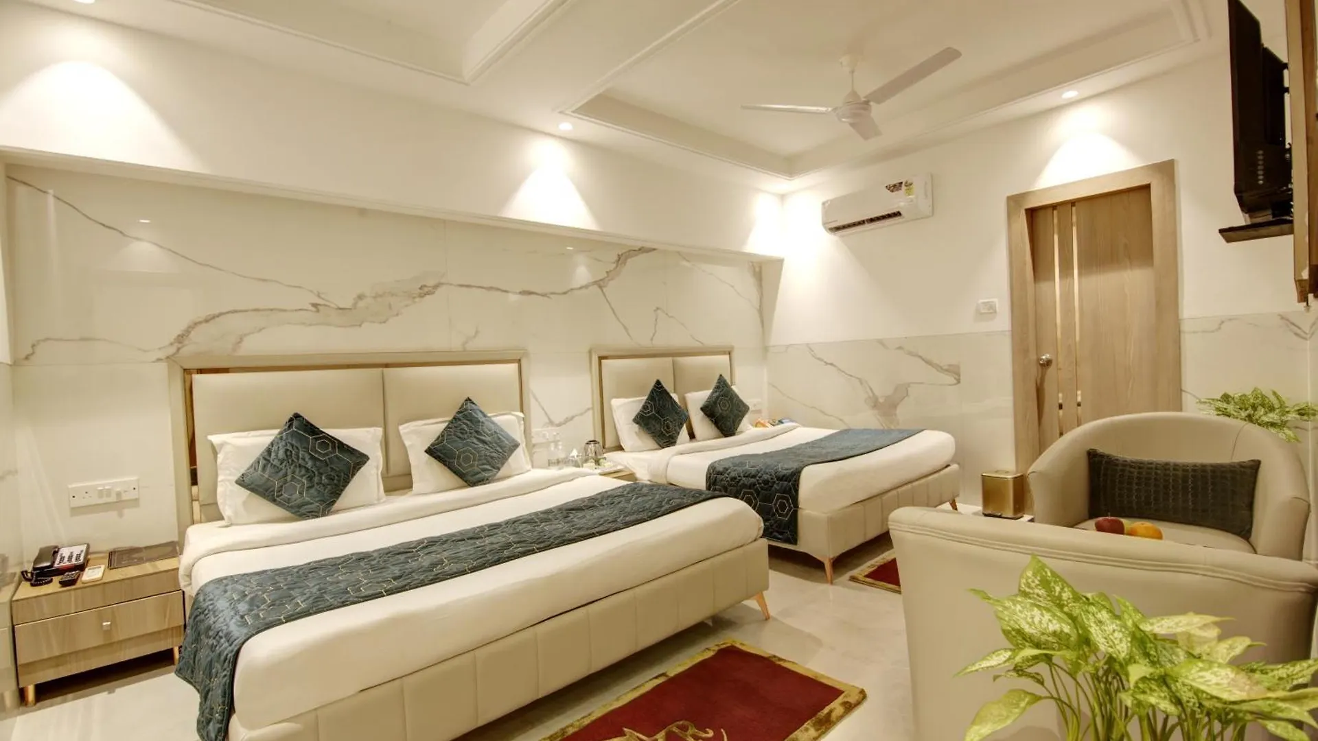 Hotel International Inn By Star Group - Near Delhi Airport New Delhi 3*,