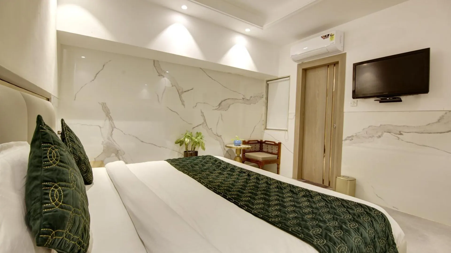 Hotel International Inn By Star Group - Near Delhi Airport New Delhi